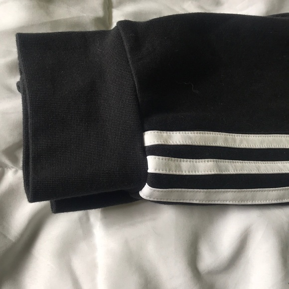 Adidas Crop Joggers - Picture 3 of 4